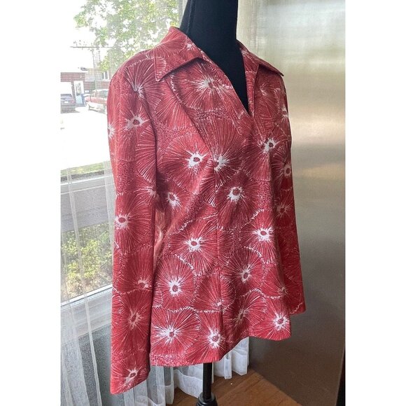 Vintage 1970s top, red and white abstract floral pattern, long sleeves blouse - Picture 8 of 10